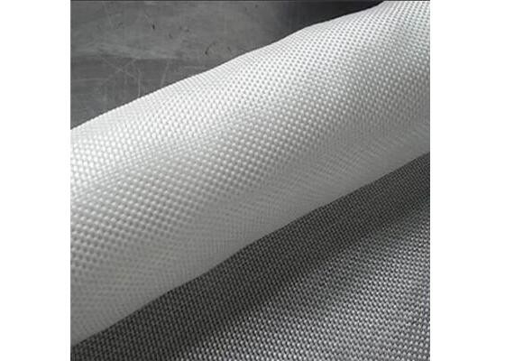 高力30/30KN/M PPの補強のポリプロピレンによって編まれるGeotextileの生地の低い変形220gsm